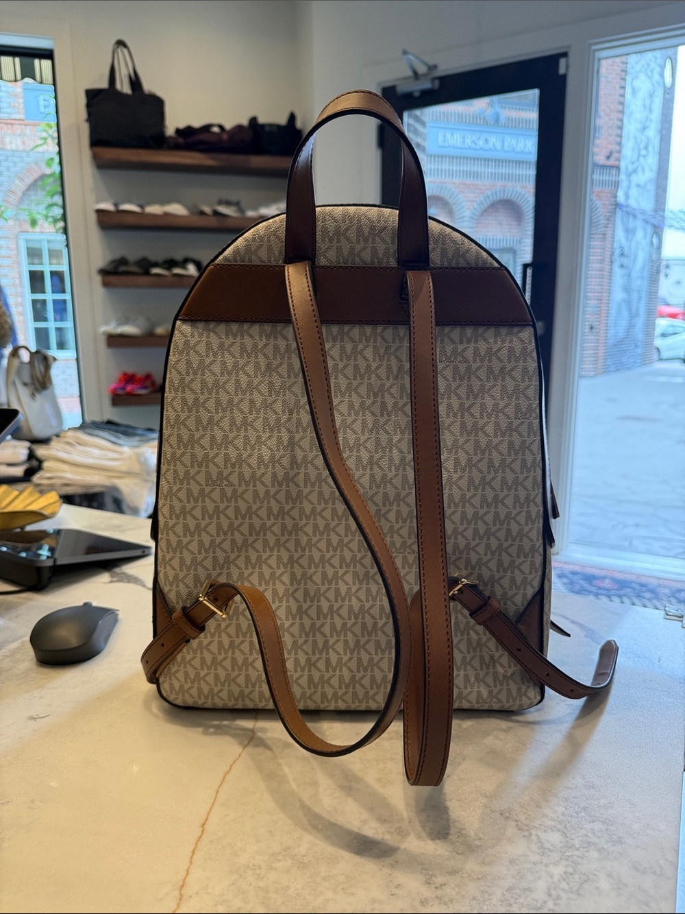 Monogram Michael Kors backpack - Picture 3 of 4